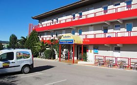 Brit Hotel Essentiel Sète / Balaruc